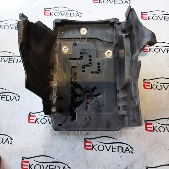 Volvo XC60 (2013 - 2017) 31299569 Площадка аккумулятора — фото 1
