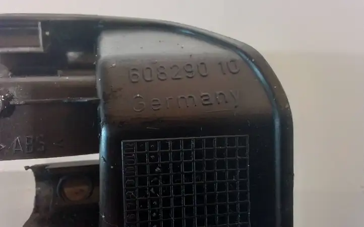 BMW 7 E65 E66 (2001 - 2008)  60829010 Другая деталь салона