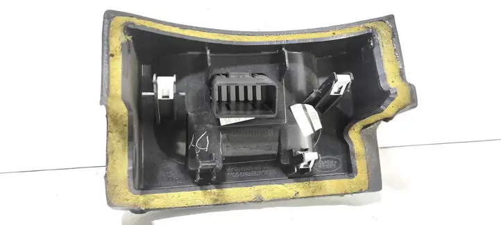 Land Rover Discovery 3 - LR3 (2004 - 2009) FBF500220 Прочие детали салона — фото 5