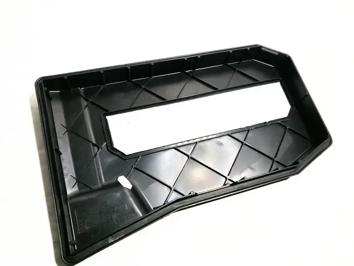 Audi Q7 4L (2005 - 2009) 7L0864643B Крышка ящика аккумулятора — фото 1