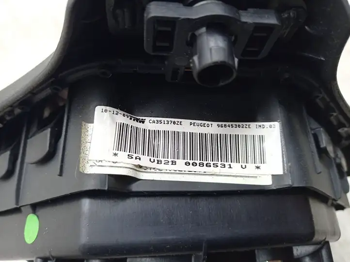 Peugeot 3008 I (2008 - 2015) 96845302ZE Подушка безопасности руля — фото 5