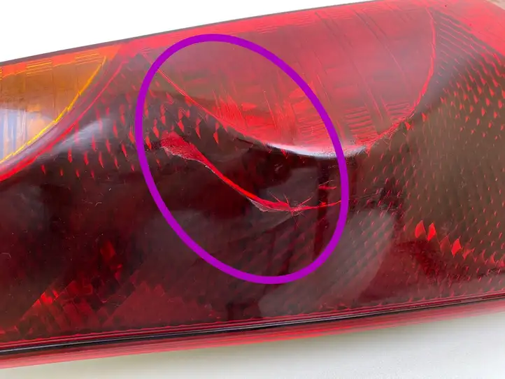 Nissan Note (E11) (2006 - 2014) 22016752 Задний фонарь в кузове — фото 4