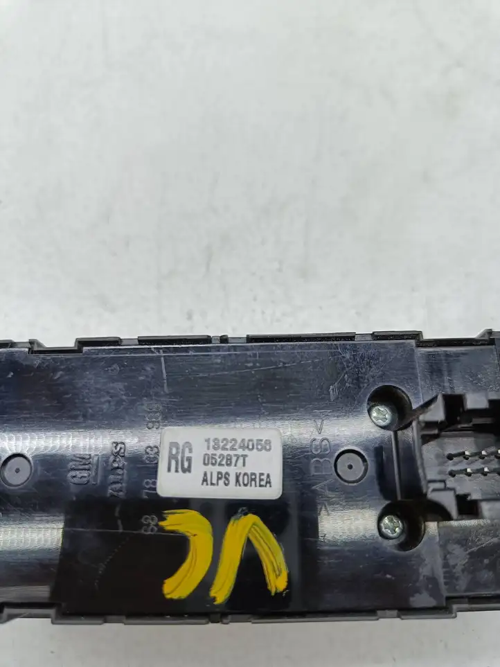 Opel Vectra C (2005 - 2009) 13224056 Блок кнопок стеклоподъемников — фото 8