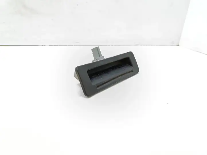 Opel Vectra C (2005 - 2009) 13266126 Кнопка закрытия крышки багажника — фото 3