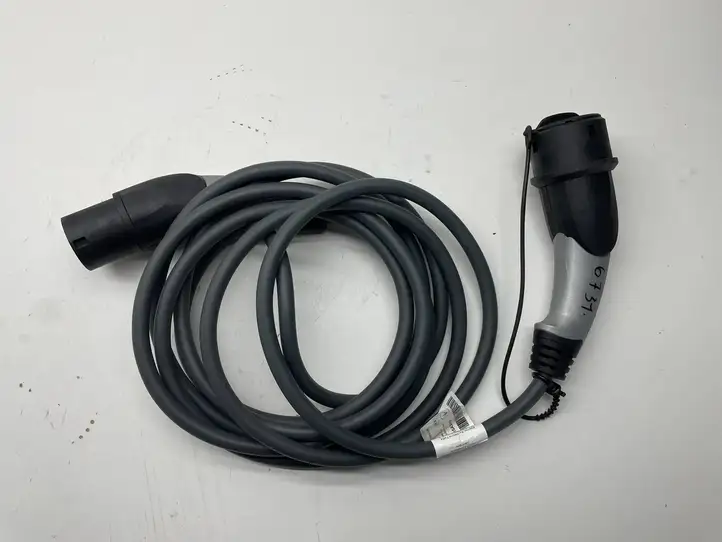 Mitsubishi Eclipse Cross (2018 - ) 089119202 Кабель для зарядки электромобилей — фото 1