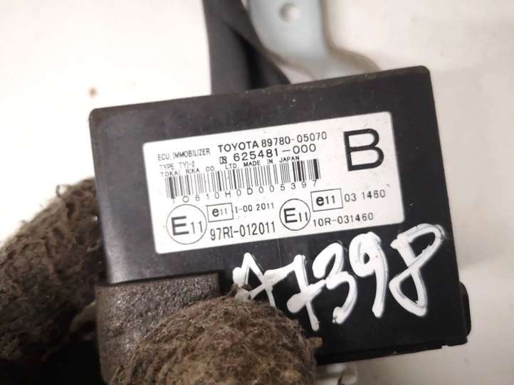 Toyota Avensis T270 (2009 - 2012)  8978005070 Блок управления иммобилайзера