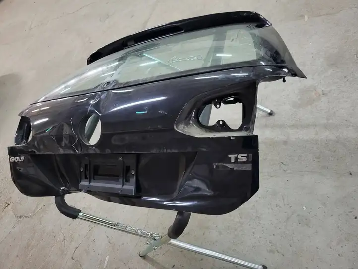 Volkswagen Golf VII (2013 - 2019) Заднее стекло — фото 2