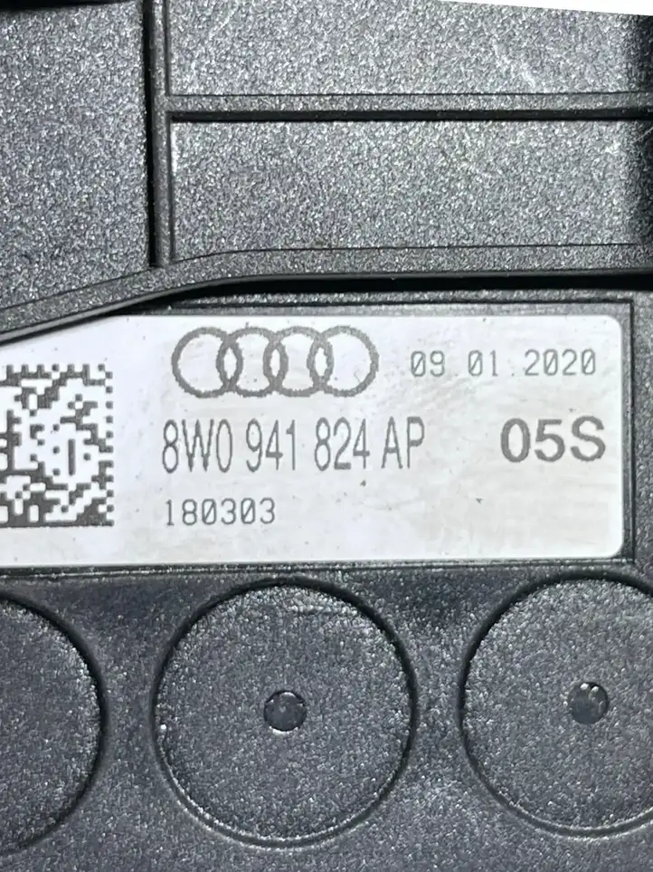 Audi A5 (2016 - ) 8W0941823 Плюсовой провод аккумулятора — фото 6