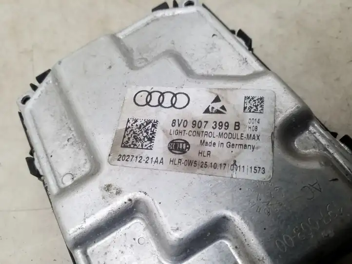 Volkswagen Tiguan (2016 - 2020) 8V0907399B Блок розжига ксенона — фото 2