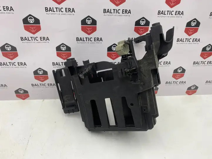 BMW 3 F30 F35 F31 (2012 - 2018) 8650888 Кронштейн ЭБУ двигателя — фото 4