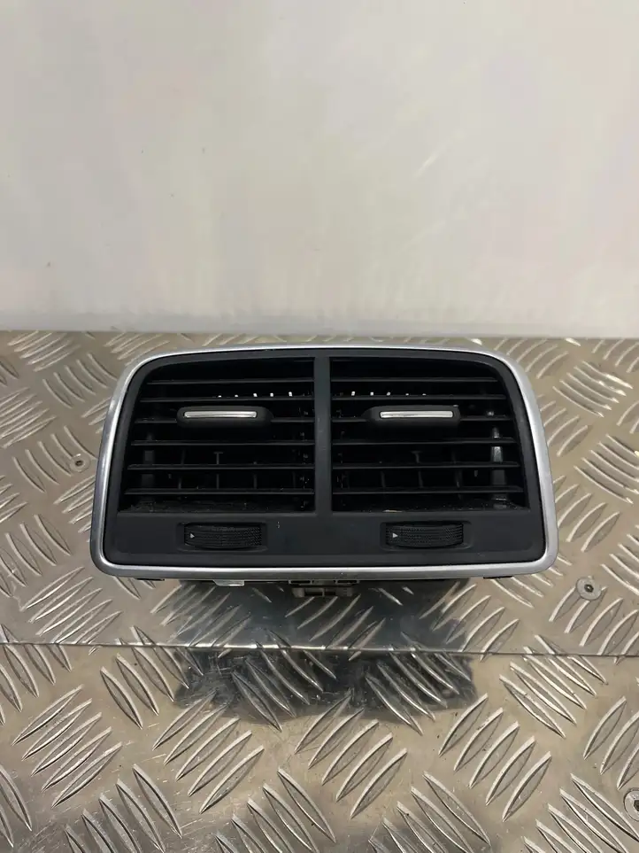 Audi A6 C7 (2011 - 2014) 4G0819203 Задний воздушный дефлектор — фото 1