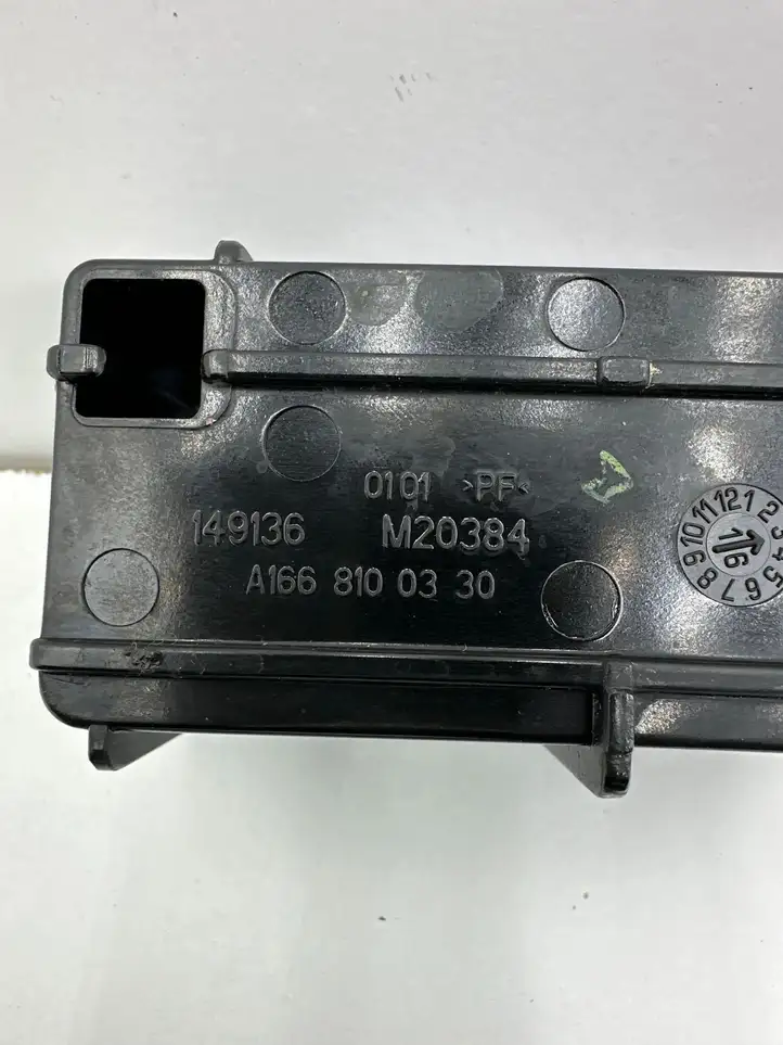 Mercedes-Benz GLS X166 (2015 - 2019) A1668100330 Дверная пепельница — фото 4
