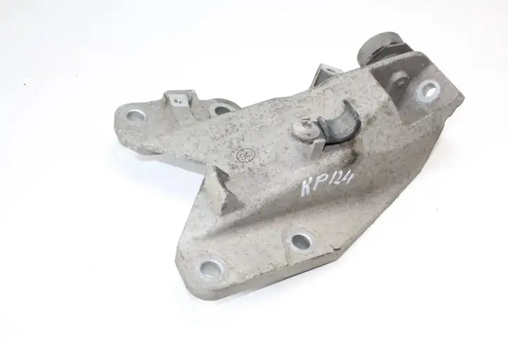 BMW 3 E92 E93 (2005 - 2014) 6760315 Кронштейн двигателя — фото 1