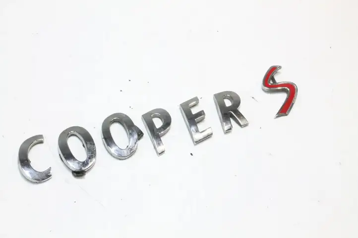 Mini One Cooper F56 F55 (2012 - 2022) Отделка лючка топливного бака — фото 1