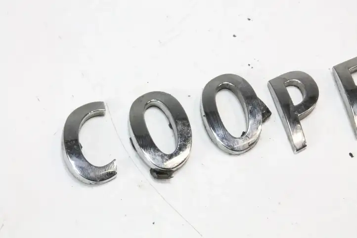 Mini One Cooper F56 F55 (2012 - 2022) Отделка лючка топливного бака — фото 2