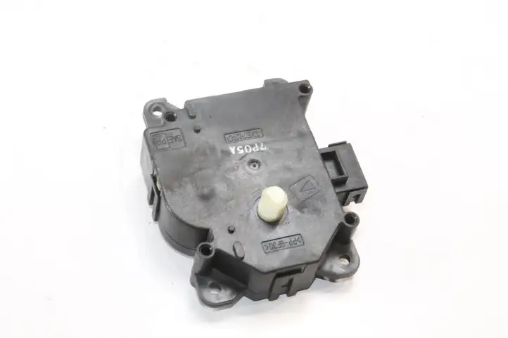 Honda CR-V (2009 - 2012) 1138003440 Двигатель задвижки потока воздуха — фото 1