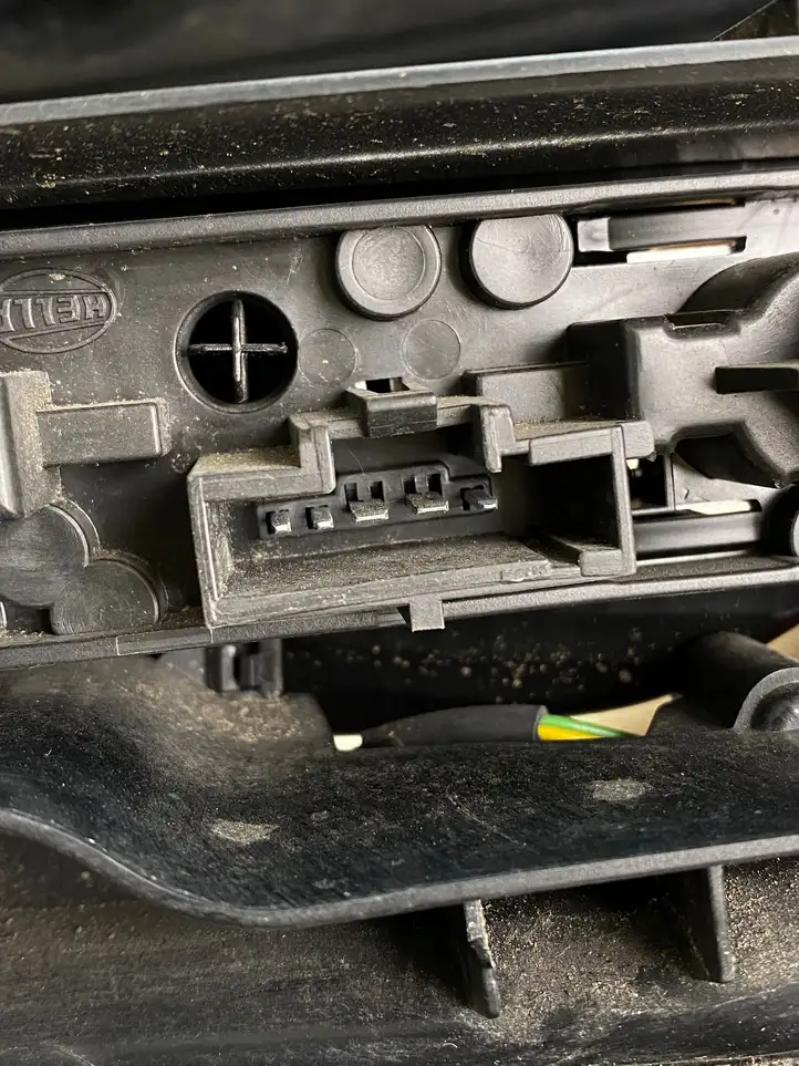 Citroen C4 I Picasso (2006 - 2013) PSA00946601LI Задний фонарь в кузове — фото 2