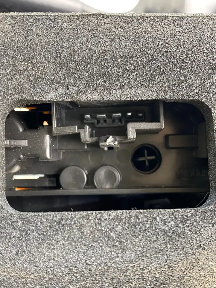 Citroen C4 I Picasso (2006 - 2013) PSA00946602RE Задний фонарь в кузове — фото 2