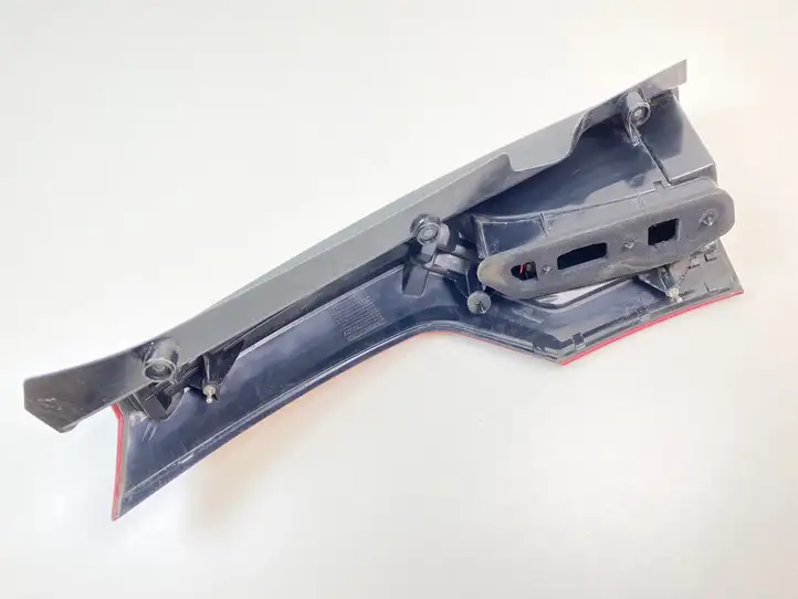 Citroen C4 I Picasso (2006 - 2013) PSA00946602RE Задний фонарь в кузове — фото 3