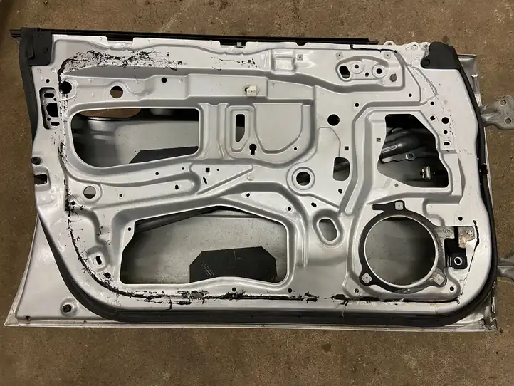 Subaru Legacy (2003 - 2009) Дверь — фото 3