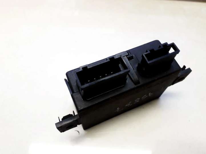 Volkswagen Polo (1994 - 2001)  6X0953257 Блок управления иммобилайзера