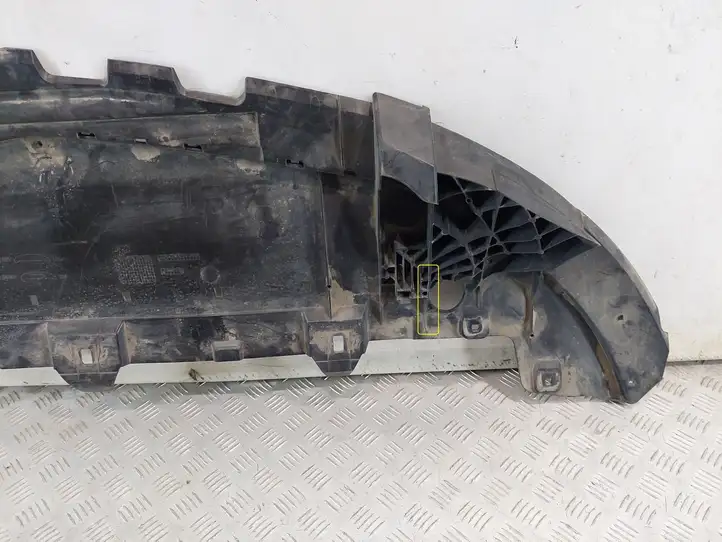 Mercedes-Benz A W176 (2012 - 2018) A1768850136 Защита двигателя — фото 4