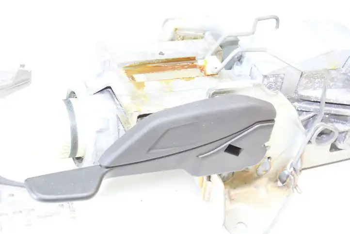 BMW 5 F10 F11 (2009 - 2016) 6795344 Вал рулевой колонки — фото 3