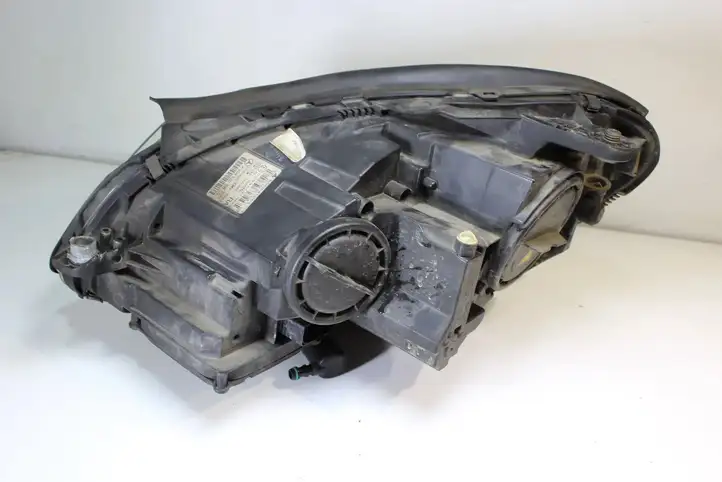 Mercedes-Benz C W204 (2007 - 2014) A2048205859 Передняя фара — фото 2