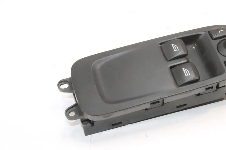 Volvo C70 (2009 - 2013) 31264925 Кнопка фаркопа в багажнике — фото 2