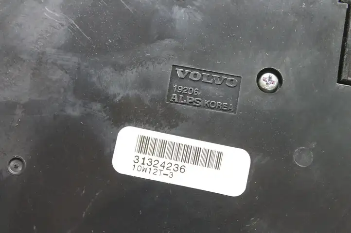 Volvo C70 (2009 - 2013) 31324236 Управление климат контролем — фото 7