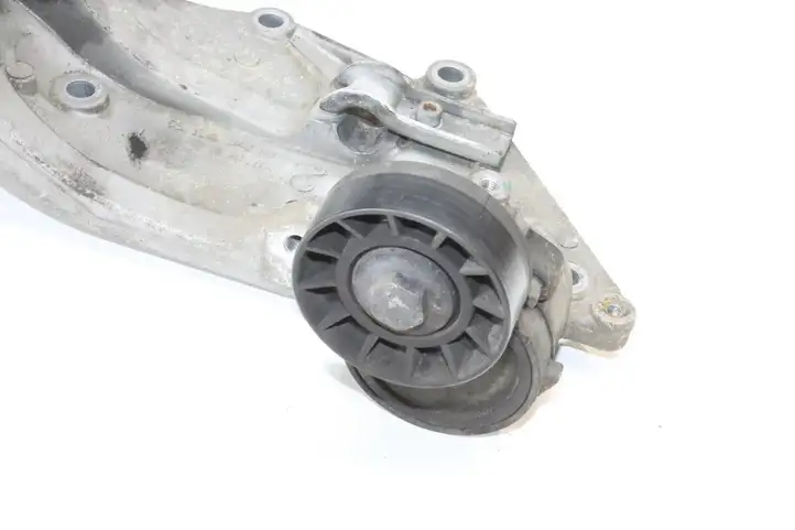 Volvo C70 (2009 - 2013) 9650034280 Кронштейн генератора — фото 3
