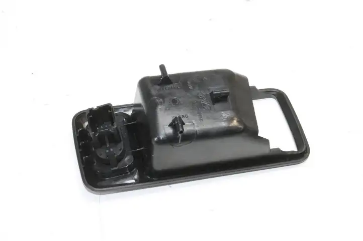 Ford Kuga I (2008 - 2012) 3M51226A37AFW Кнопка фаркопа в багажнике — фото 4