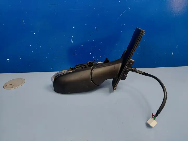 Toyota Yaris (2014 - 2019) 879100D580 Боковое зеркало с электроприводом — фото 12