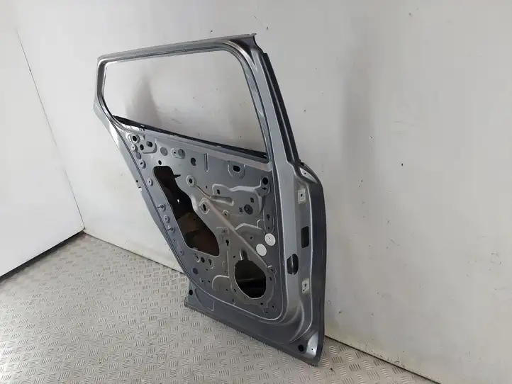 Peugeot 2008 II (2019 - ) 9831048680 Задняя дверь — фото 15