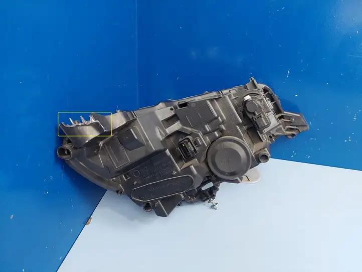 Peugeot 2008 II (2019 - ) 9833036380 Передняя фара — фото 9