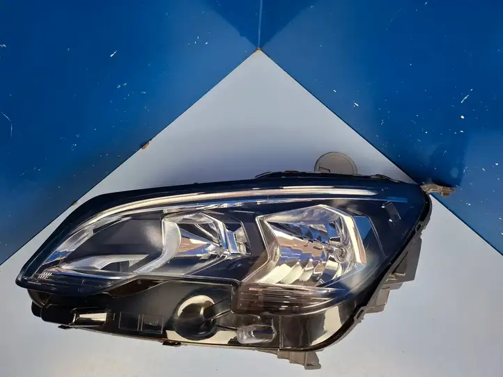 Peugeot 3008 II (2016 - 2023) 9810478180 Передняя фара — фото 6