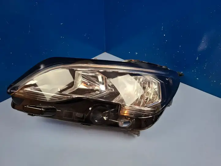 Peugeot 3008 II (2016 - 2023) 9810478180 Передняя фара — фото 8
