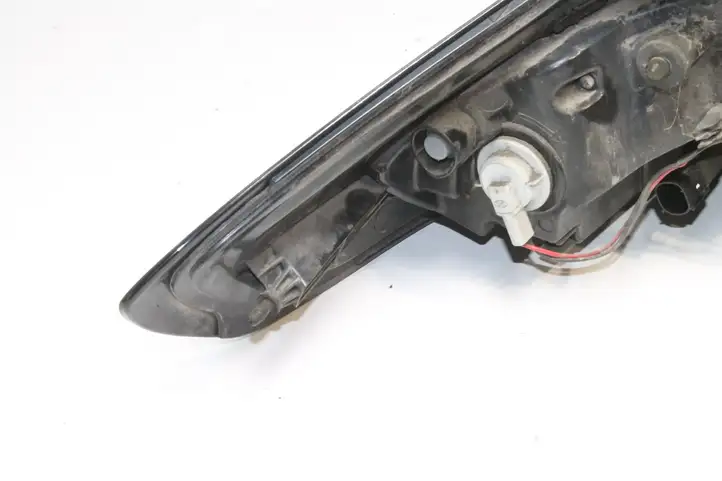 Opel Zafira C (2014 - 2016) 39009033 Задний фонарь в кузове — фото 11