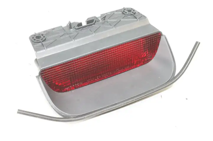 Honda CR-V (2009 - 2012) Дополнительный стоп фонарь — фото 1