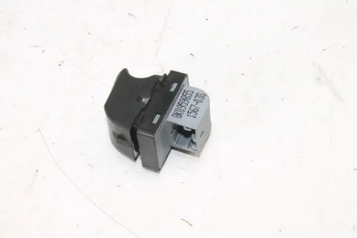 Audi A5 8T 8F (2007 - 2011) 8K0959855 Кнопка фаркопа в багажнике — фото 2