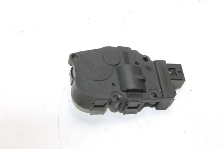 Audi A4 S4 B8 8K (2007 - 2011) EFB330 Двигатель задвижки потока воздуха — фото 2