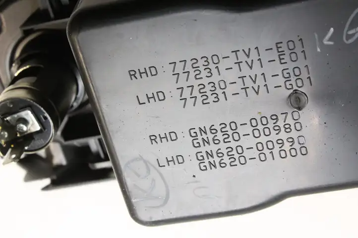 Honda Civic IX (2011 - 2017) 77230TV1E01 Вещевой ящик — фото 5