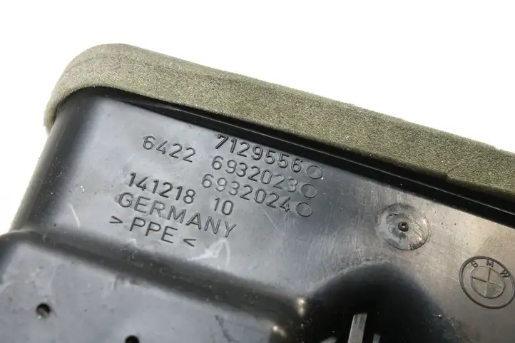 BMW 3 E90 E91 (2005 - 2012) 71295560 Воздушная решетка панели — фото 3