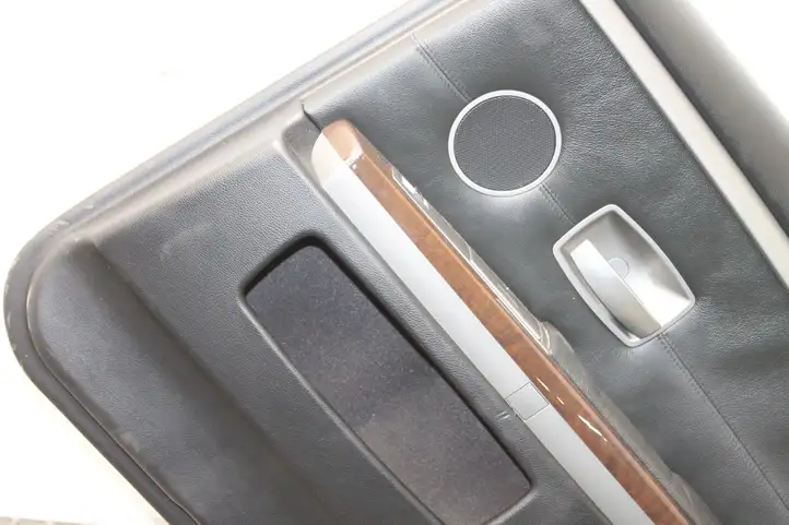 BMW 7 E65 E66 (2001 - 2008) Обшивка задней двери — фото 5