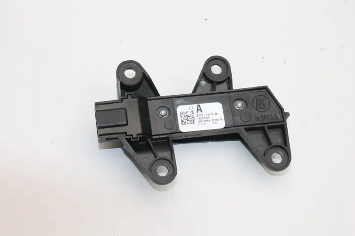Land Rover Evoque I (2011 - 2015) BJ3214776AB Кнопка фаркопа в багажнике — фото 2