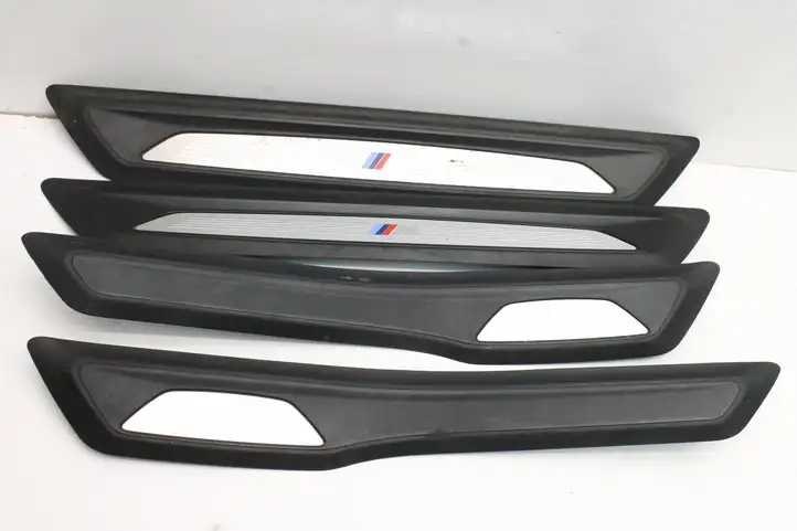 BMW 3 F30 F35 F31 (2012 - 2018) 8051037 Внутренняя обшивка порога (комплект) — фото 1