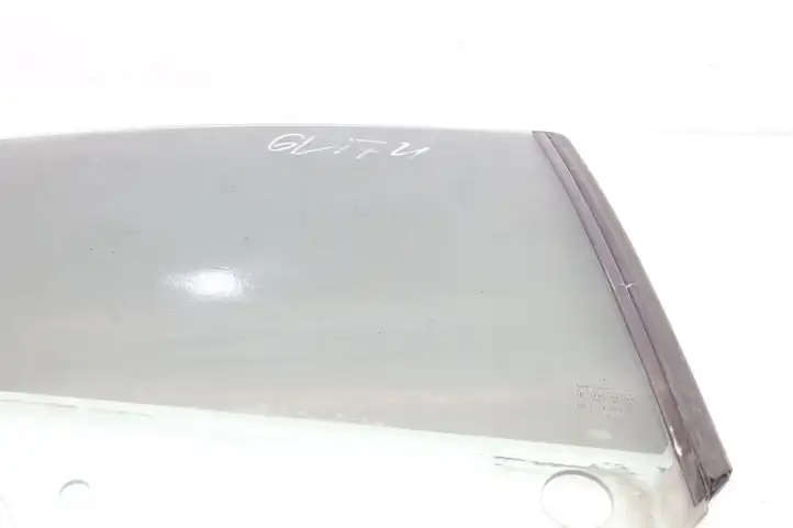 Mercedes-Benz CLK A209,C209 (2002 - 2009) Стекло задней двери — фото 3