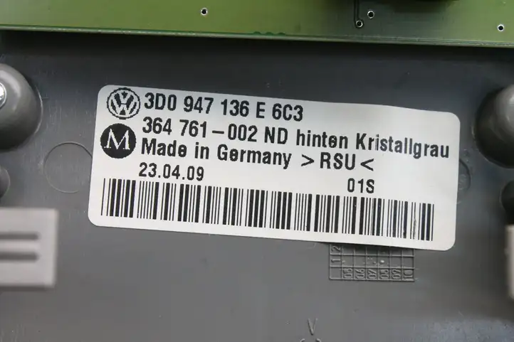 Volkswagen Phaeton (2008 - 2016) 3D0947136E Передняя подсветка — фото 6