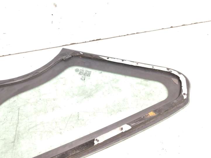 Peugeot 1007 (2005 - 2009)  43R00048 Треугольное стекло в передней части кузова