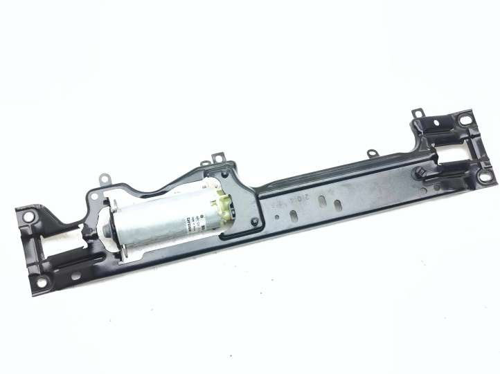 Audi Q7 (2005 - 2009)  130002531 Вентилятор  охлаждения блока управления двигателем